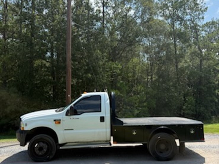 2002-ford-f550-image-1