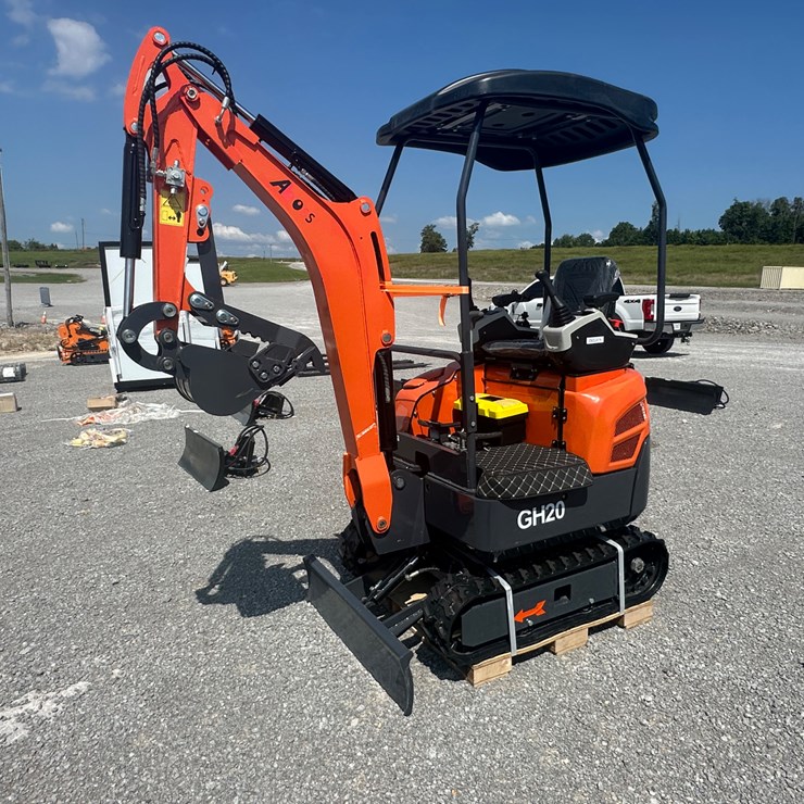 #28481 • NEW/UNUSED ABOSS GH20 MINI EXCAVATOR