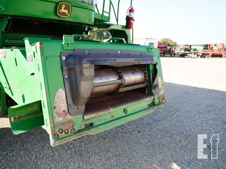 2007-john-deere-9560-sts-image-15