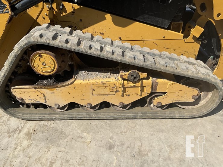 2016-caterpillar-259d-image-7