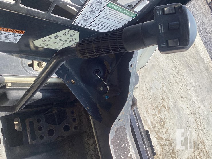 2017-bobcat-t595-image-17
