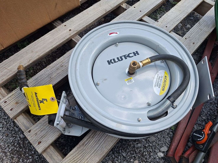 klutch-air-hose-reel-image-1