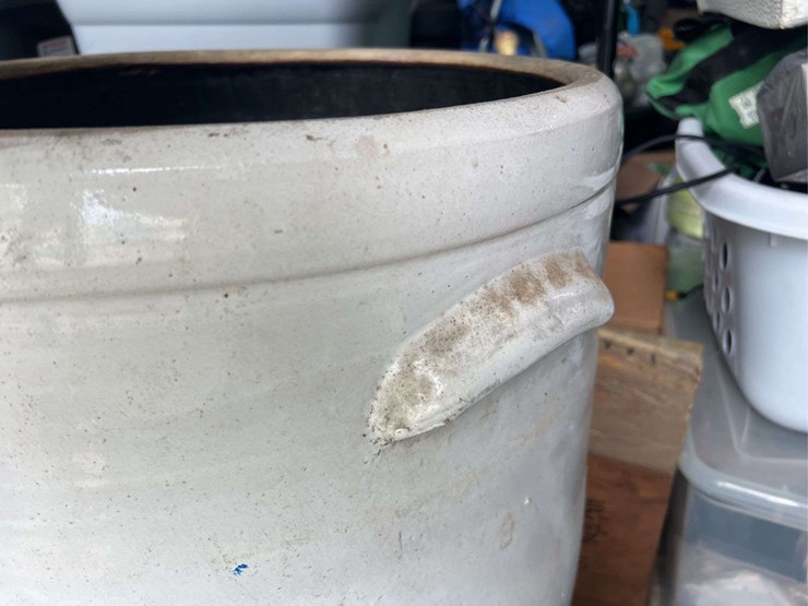 (2)-crocks-and-(1)-jug-image-4