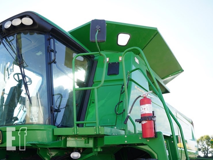 2007-john-deere-9560-sts-image-11