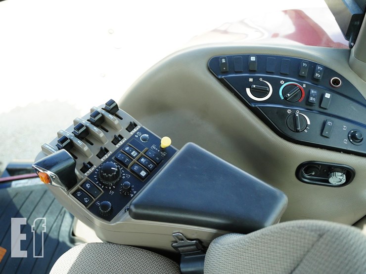 2008-case-ih-magnum-245-image-34