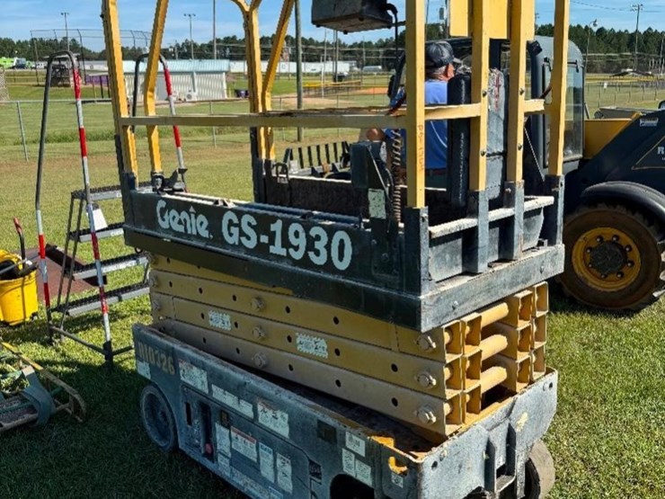 genie-gs1930-image-4