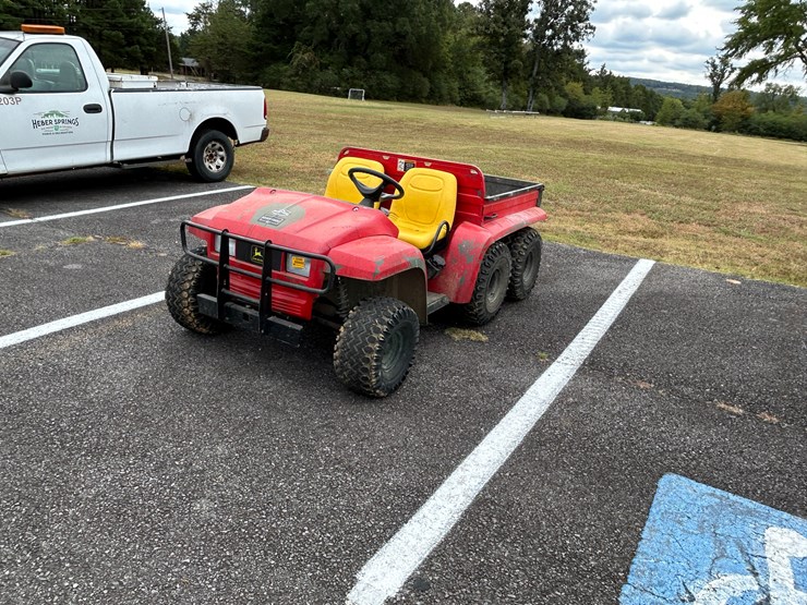 john-deere-gator-image-2