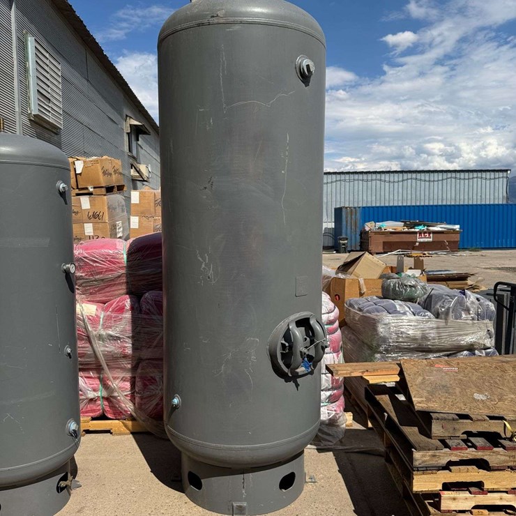 2017 Manchester Vertical Tank - Syracuse, UT