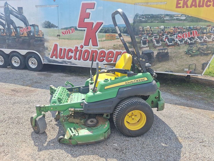 john-deere-7iron-image-2
