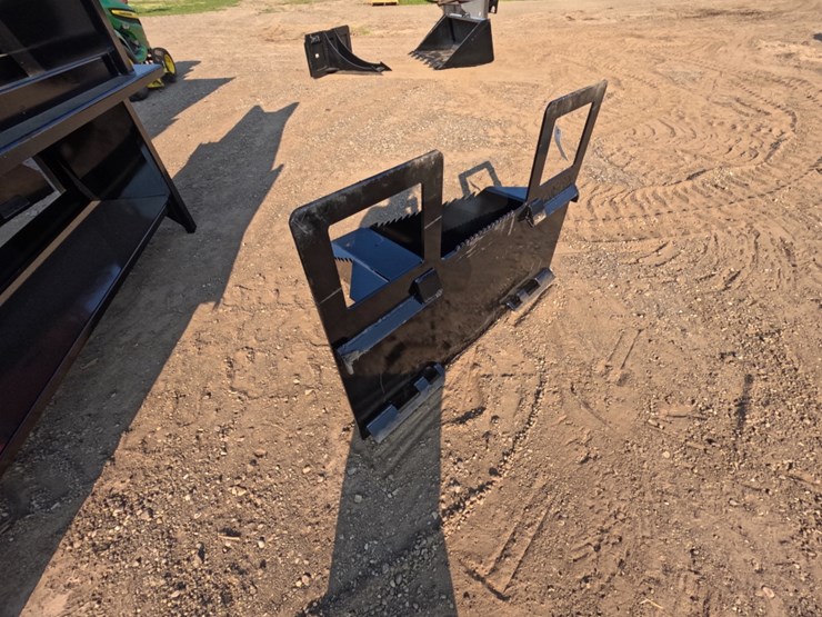 #5262-•-40"-skid-steer-tree-spade-image-2