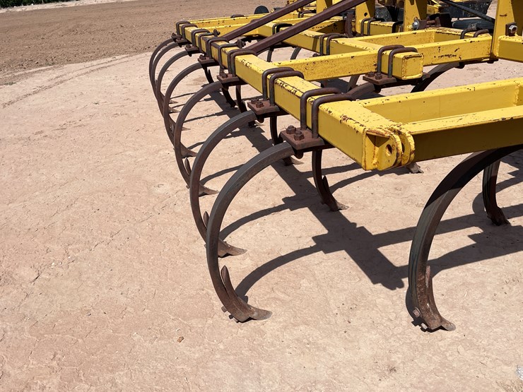 #9033-•-hamby-3-pt-field-cultivator-image-13