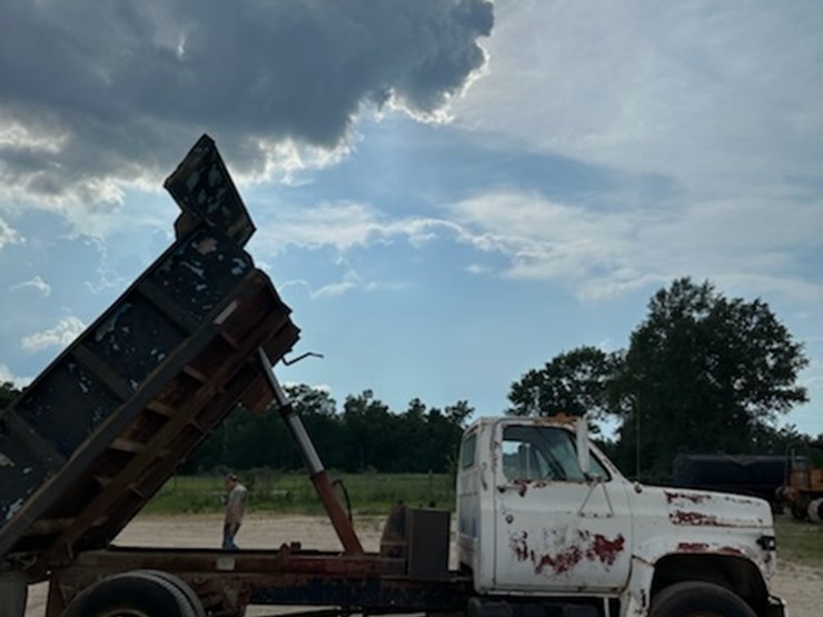 #2214-•-1981-chevy-dump-truck-image-6
