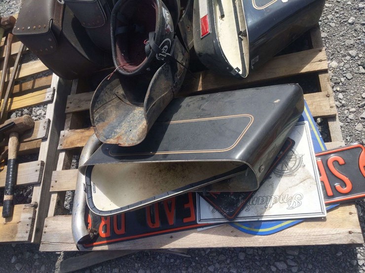 pallet-of-harley-davidson-parts-image-2