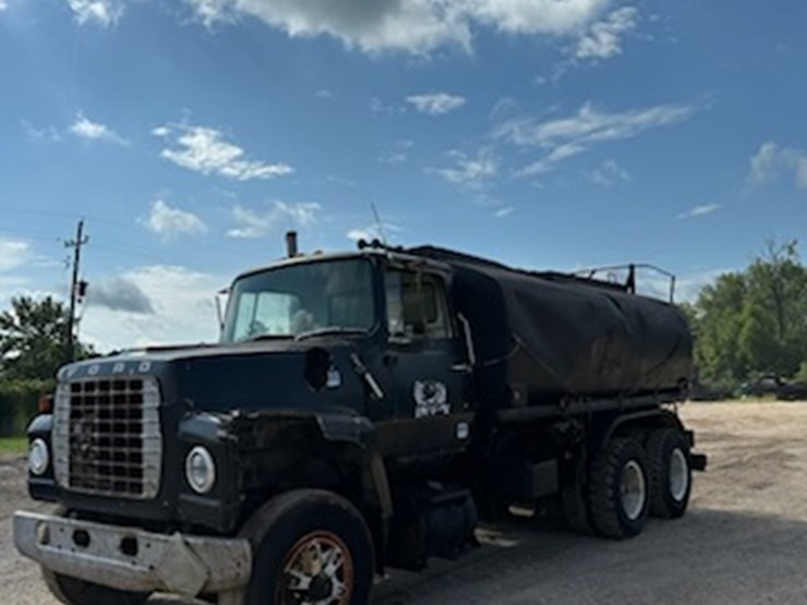 ford-l9000-image-7