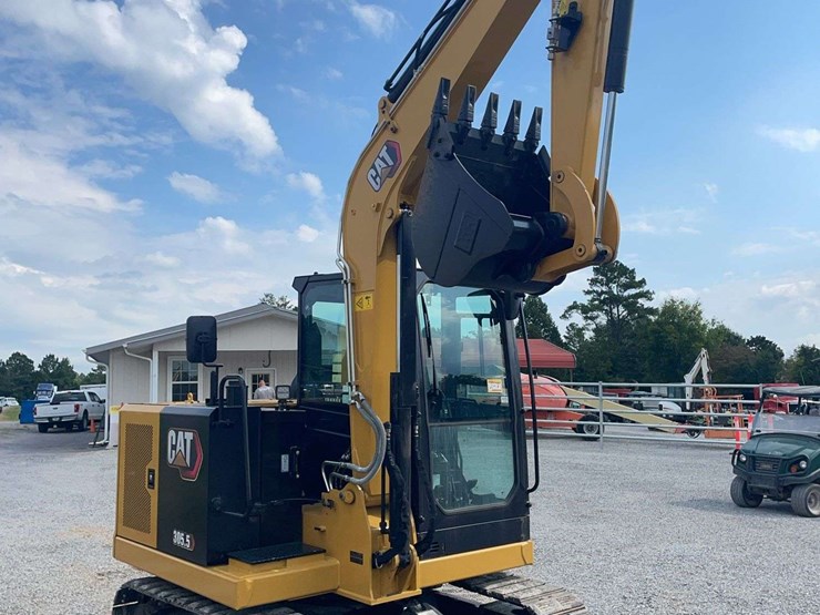 2025-caterpillar-305.5-image-6