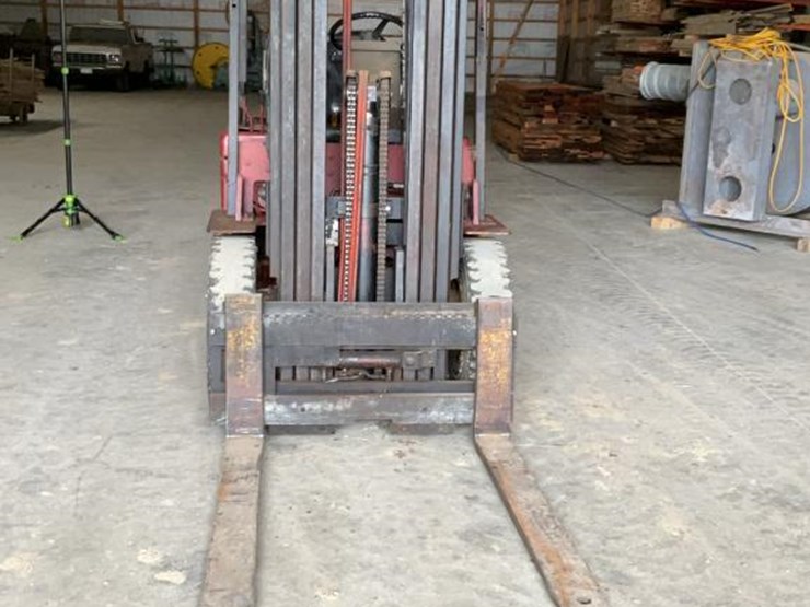 caterpillar-v50d-image-9