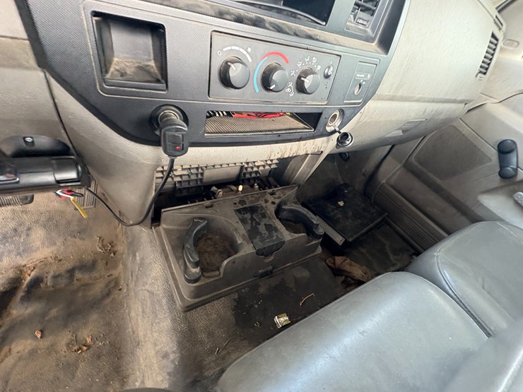 dodge-ram-2500-image-34