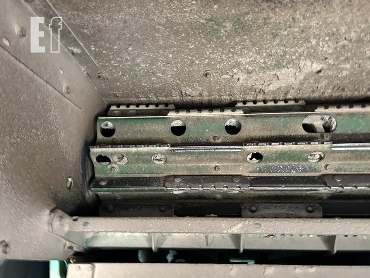 2024-john-deere-s790-image-30
