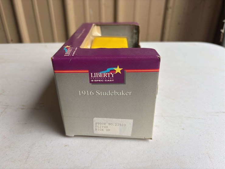 (3)-oliver-coin-banks-image-14