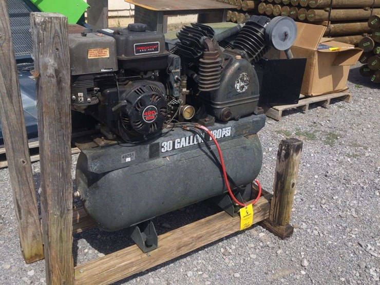 predator-30-gallon-gas-air-compressor-image-1