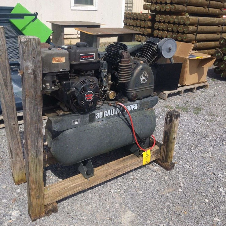 PREDATOR 30 GALLON GAS AIR COMPRESSOR