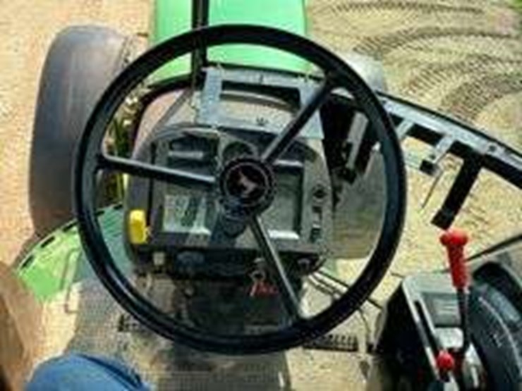 1992-john-deere-4960-image-19