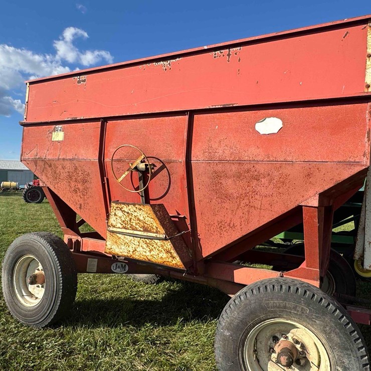 J&M Wagon