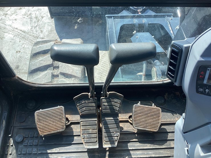 2023-kubota-kx080-4-image-19