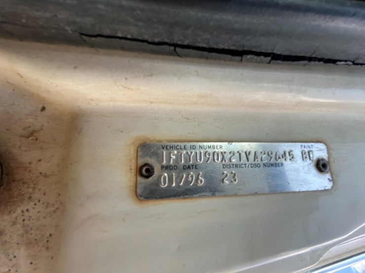 1996-ford-l9000-image-46