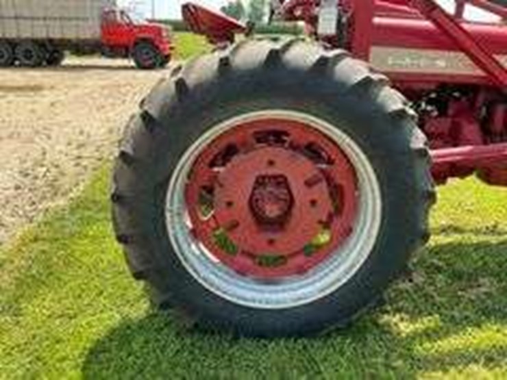 case-ih-450-image-10