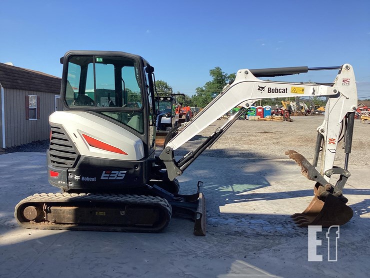 2020-bobcat-e35-image-5