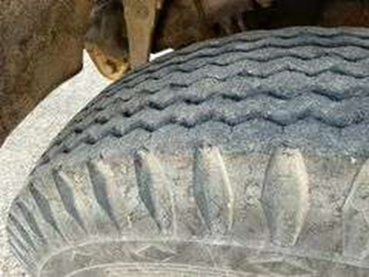 1968-chevy-60-grain-truck-image-13
