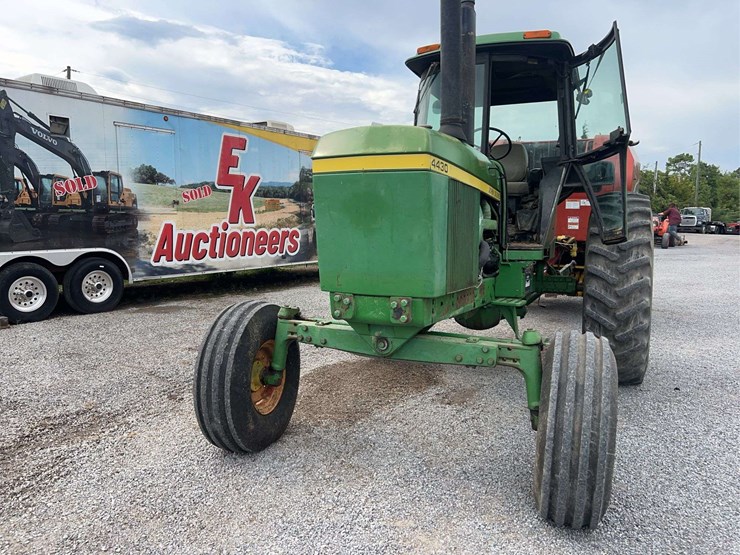 john-deere-4430-image-17