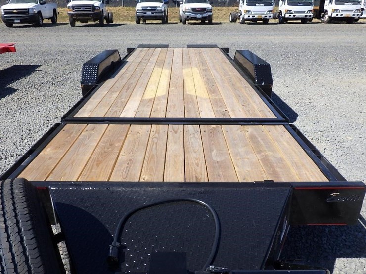 2025-delta-7'x20'-t/a-tilt-deck-trailer-image-10