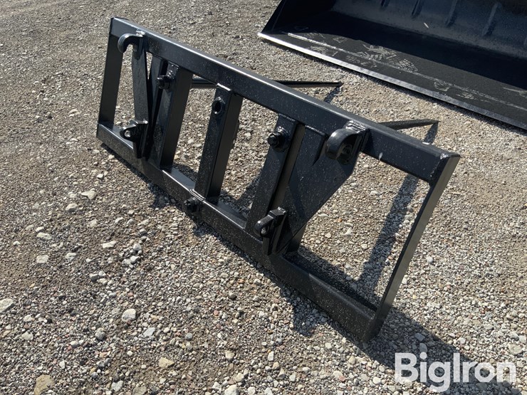 euro-global-dual-spear-hay-bale-attachment-image-5