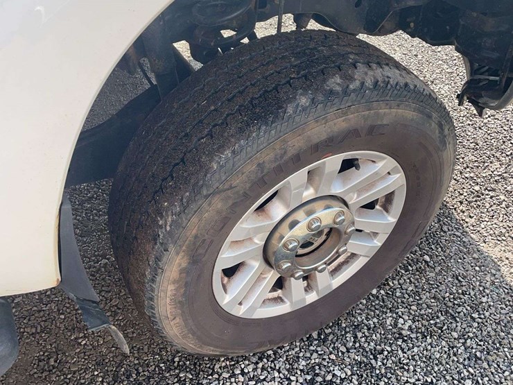 2013-ford-f350-image-13