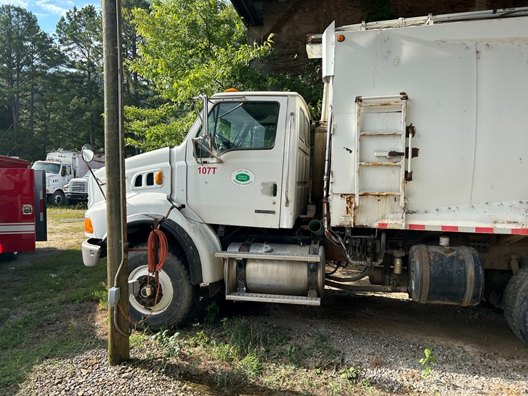 2006-sterling-l8500-image-44
