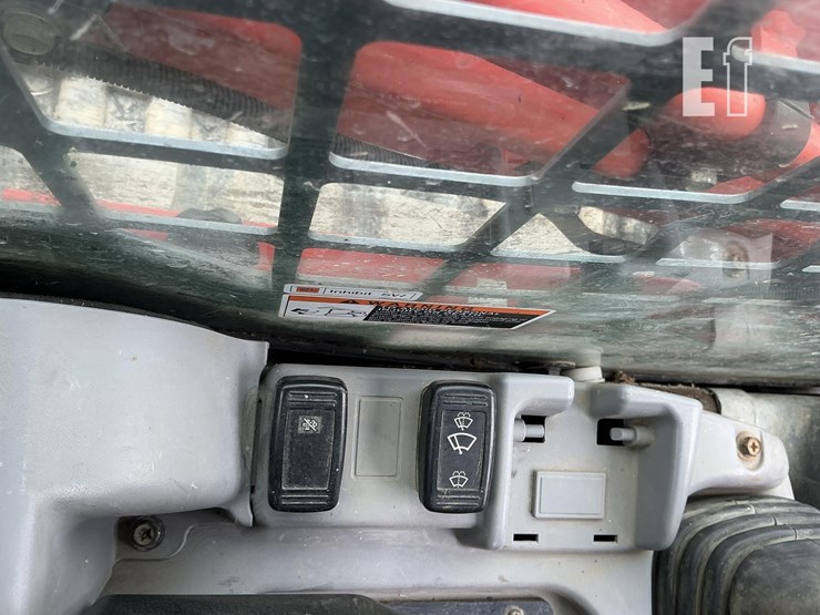 2017-kubota-svl95-2-image-16