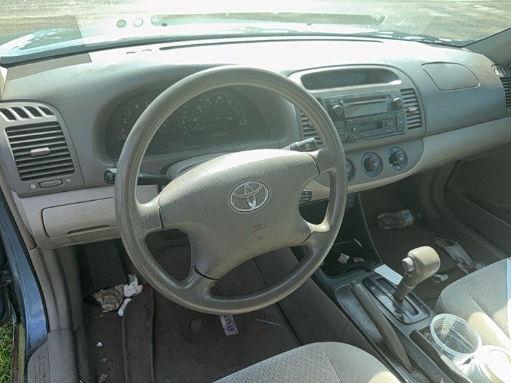 2003-toyota-camry,-unsure-if-runs,-did-not-crank-over,-298,161-miles,-impound-vehicle,-**title**-image-11