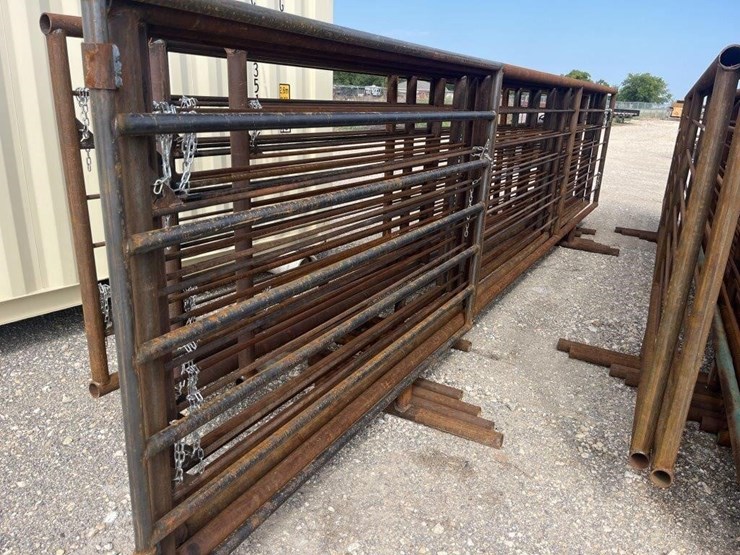 l2---(10)-24'-freestanding-panels-image-2