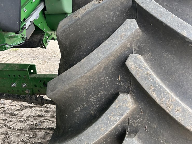 2024-john-deere-s790-image-24