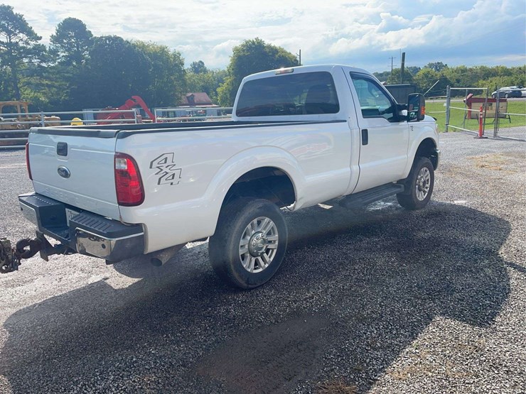 2013-ford-f350-image-8