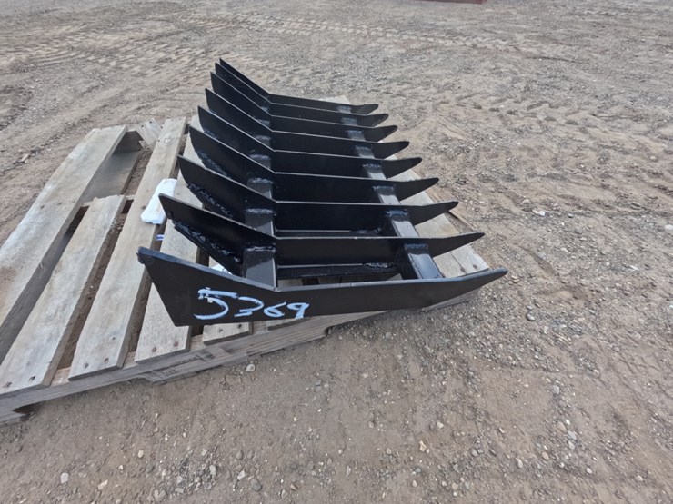 #5369-•-mini-universal-root-rake-image-2