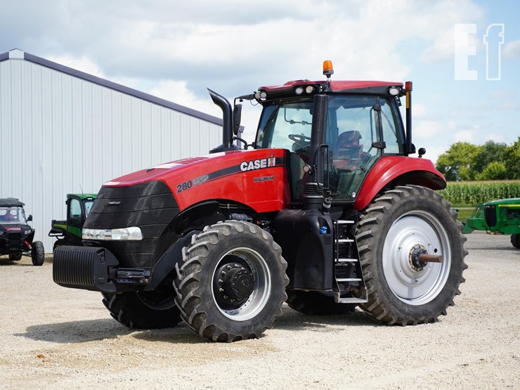 2017-case-ih-magnum-280-image-1