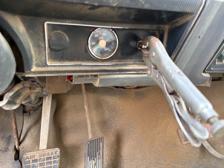 1992-ford-f700-image-55