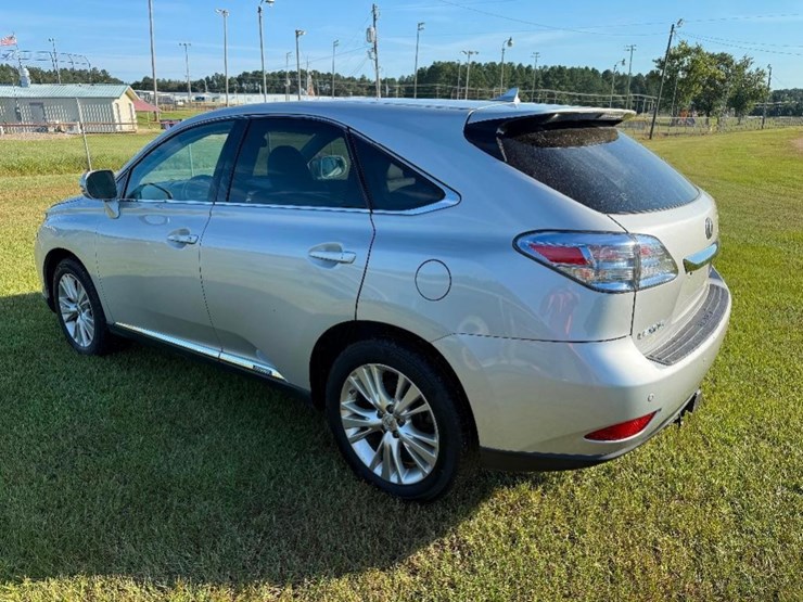 2010-lexus-rx450h-hybrid-suv-**salvage-title**-image-4