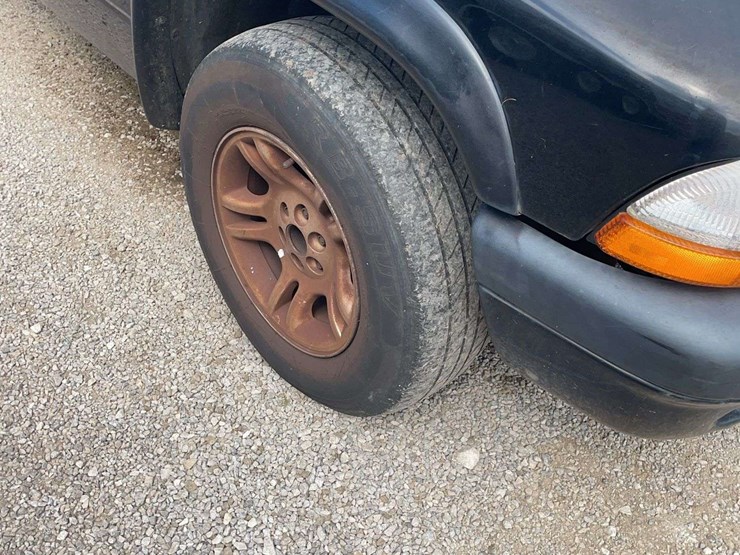 2004-dodge-dakota-image-14