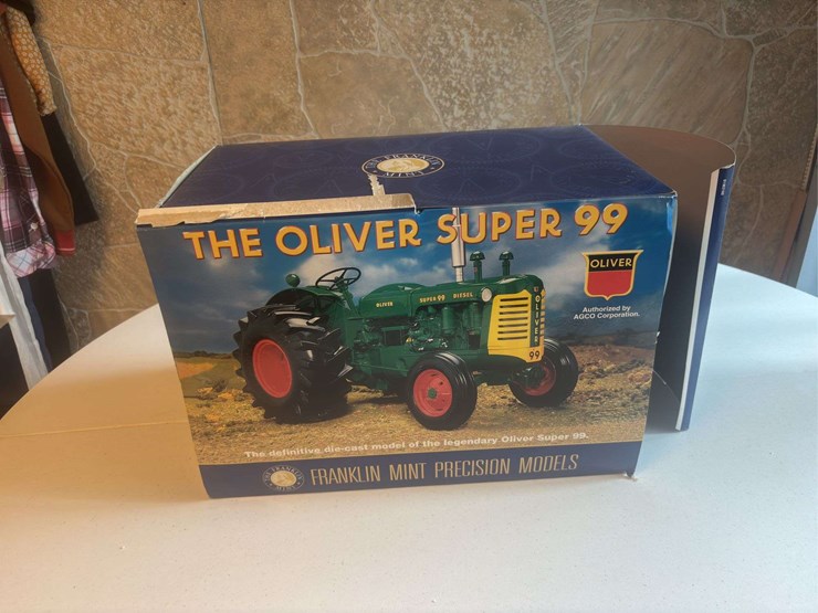 1/12-oliver-super-99-nib-franklin-mint-image-1