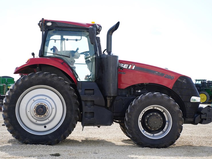 2017-case-ih-magnum-280-image-4