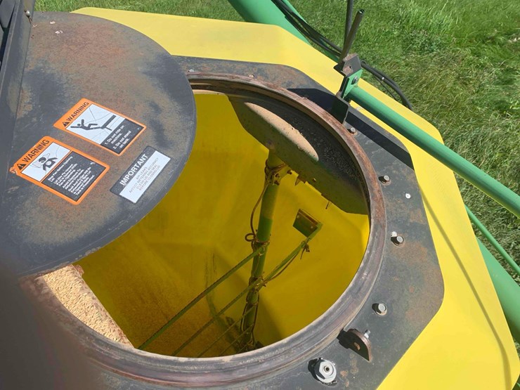 john-deere-1820-image-18